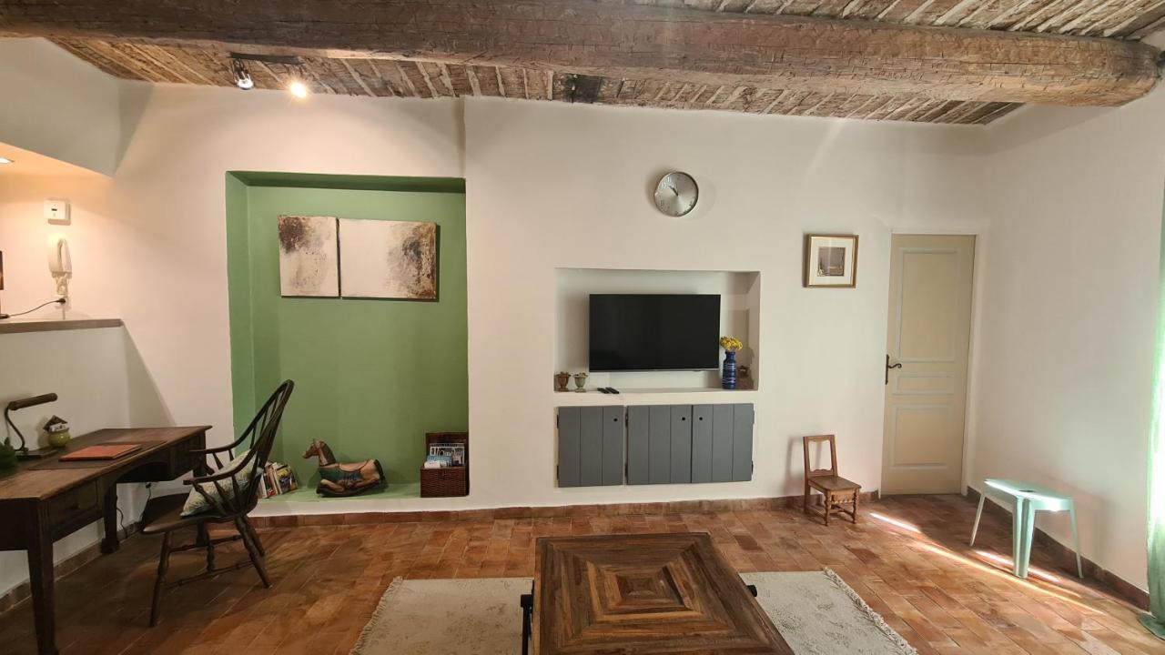Cocon Du Papillon A Lourmarin Διαμέρισμα Εξωτερικό φωτογραφία